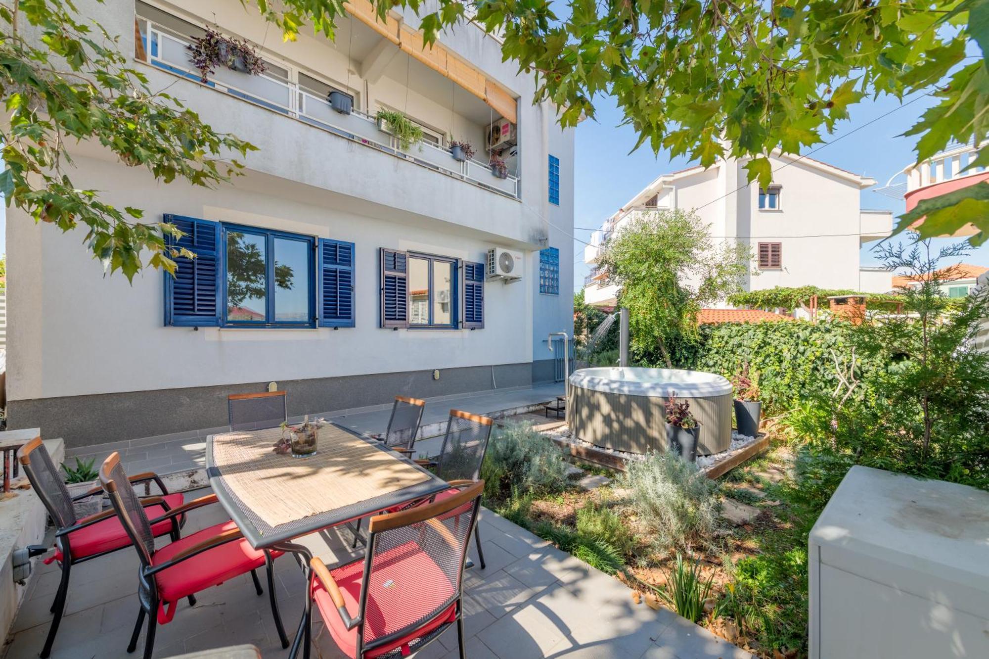 Deepwater House Apartment Slatine Exterior photo